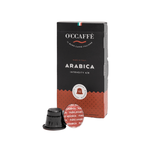 Кутията на Кафе капсули O’CCAFFÈ® – Arabica, включваща една шушулка, изложена на видно място, предлага среден интензитет. Всяка кутия, съвместима с Nespresso, включва десет капсули, изработени, за да подобрят вашето кафе изживяване.